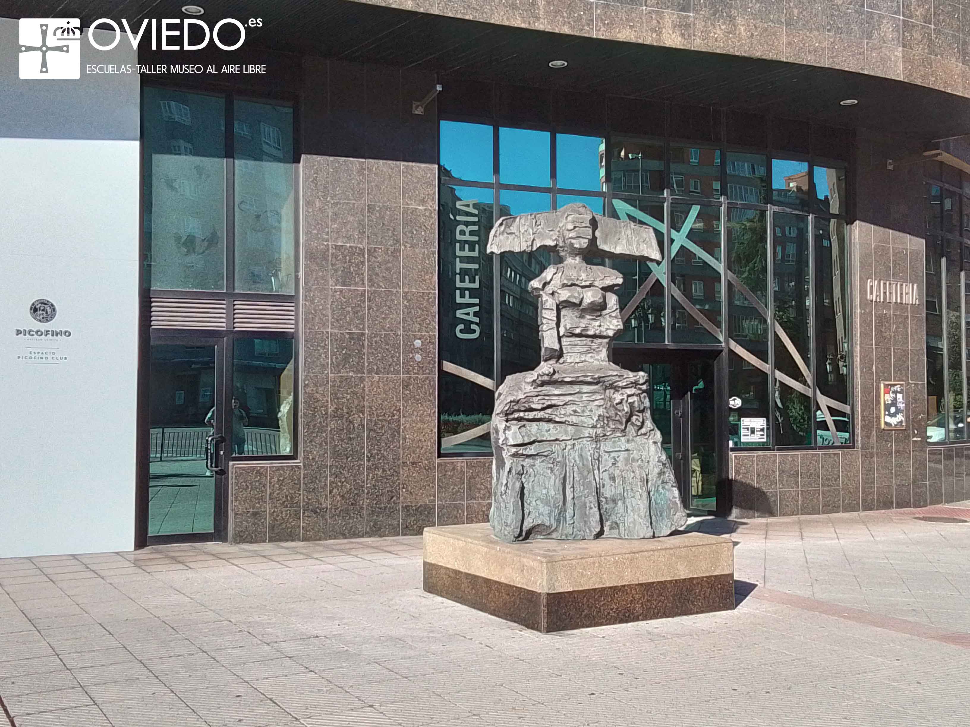 Escultura Menina